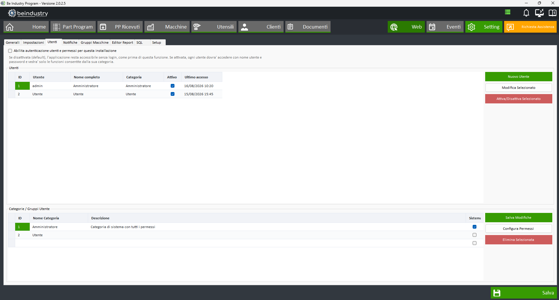 Gestione utenti con categorie e permessi configurabili